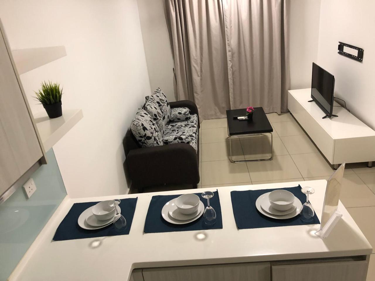 Solstice Cyberjaya By Easy Property Exterior foto